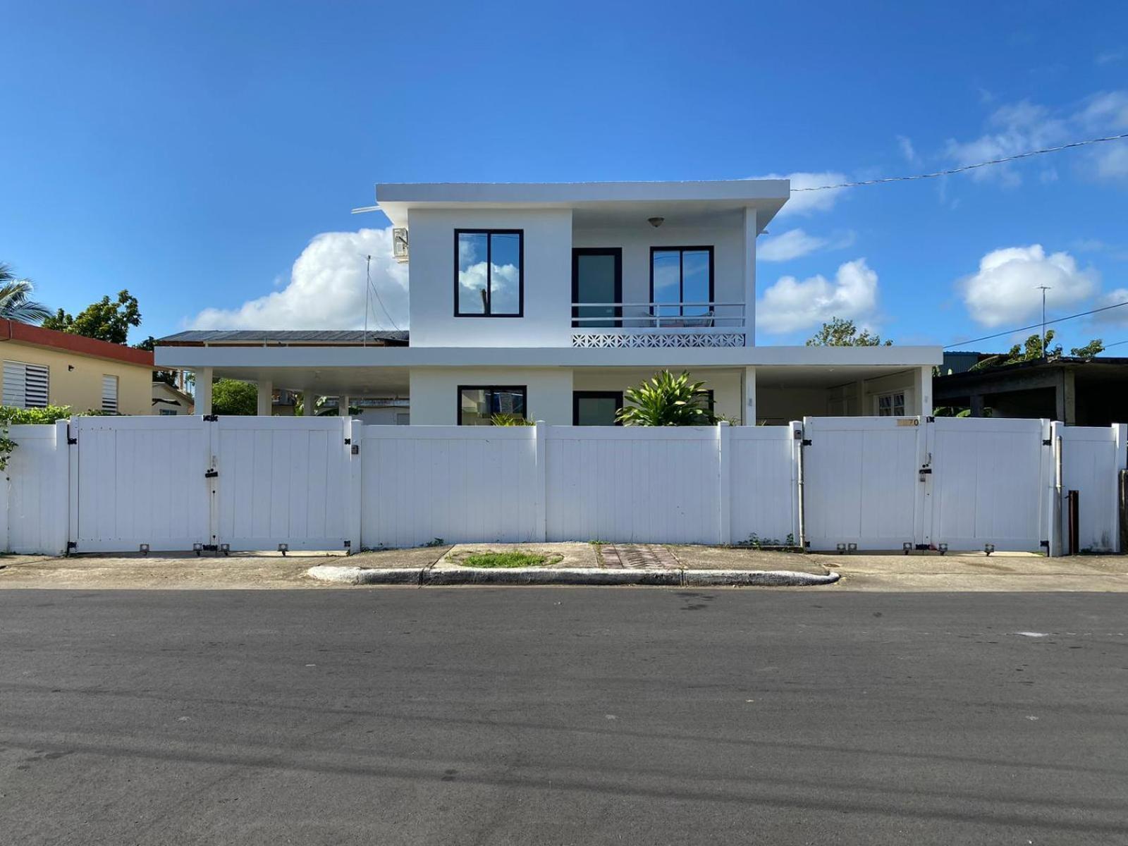 Tropical Getaway Villa Aguadilla Exteriör bild